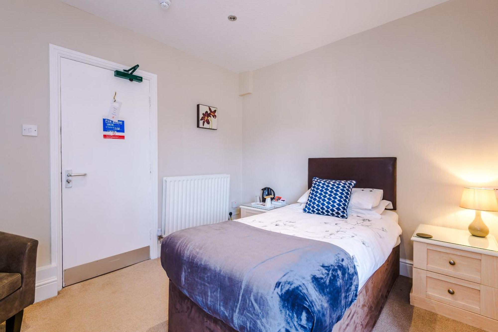 Holcombe Guest House Barnetby le Wold エクステリア 写真