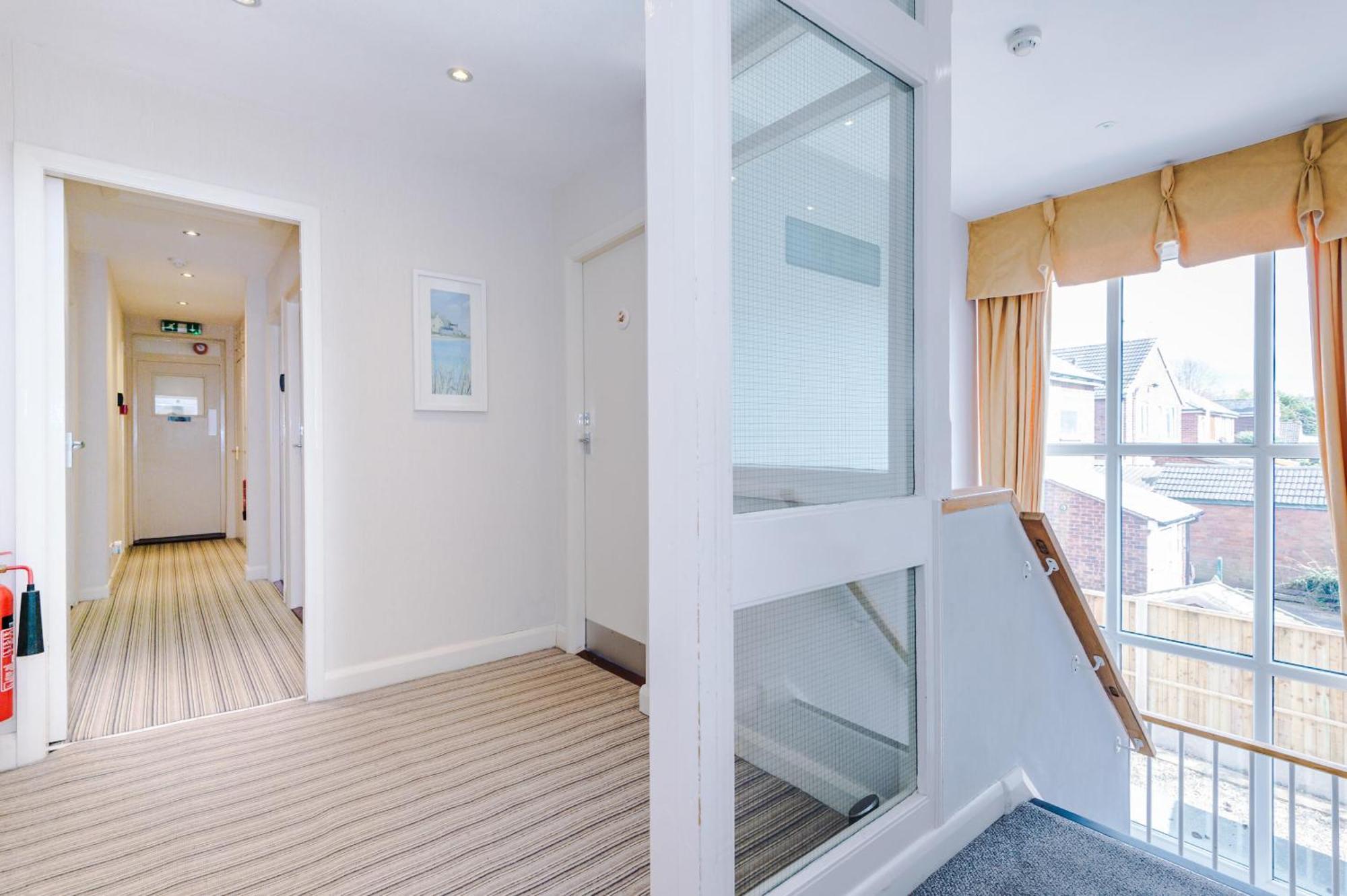 Holcombe Guest House Barnetby le Wold エクステリア 写真