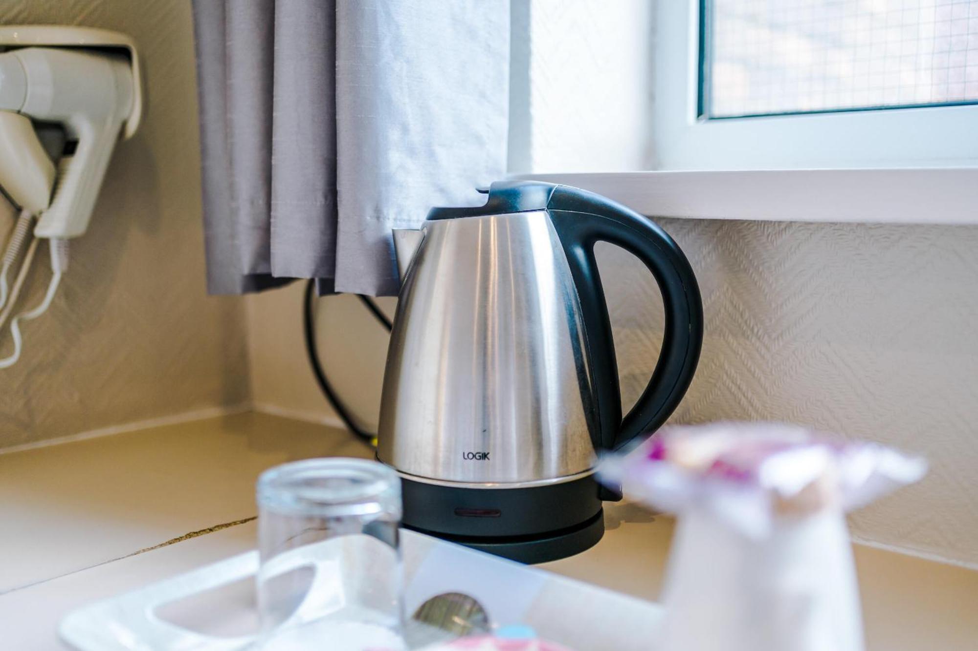 Holcombe Guest House Barnetby le Wold 部屋 写真
